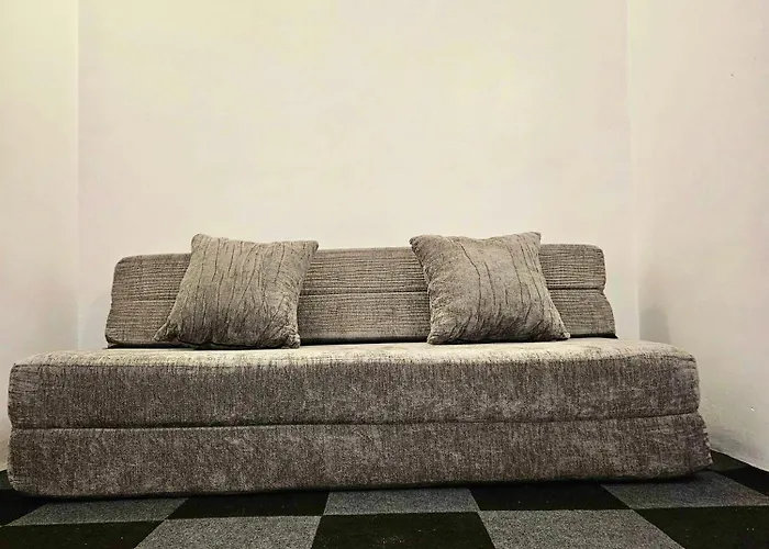 Cozy Near Moa Airport Aseana Pitx 아파트