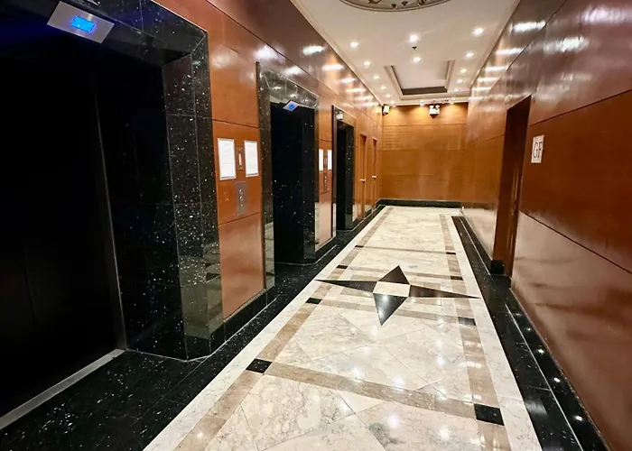 Cozy Near Moa Airport Aseana Pitx Apartamento